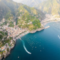 Vliegveld Amalfikust: Napels, Salerno of Rome en hoe je daarna de kust bereikt